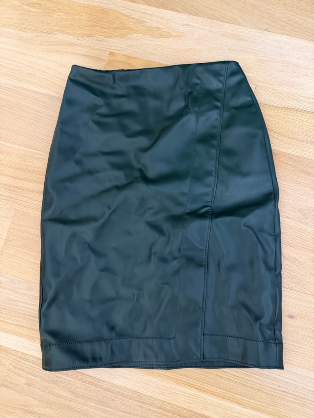 Brand new Ann Taylor dark green  Faux Leather Pencil Skirt